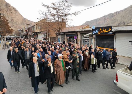 راهپیمایی مردم ماکو در محکومیت حادثه تروریستی کرمان